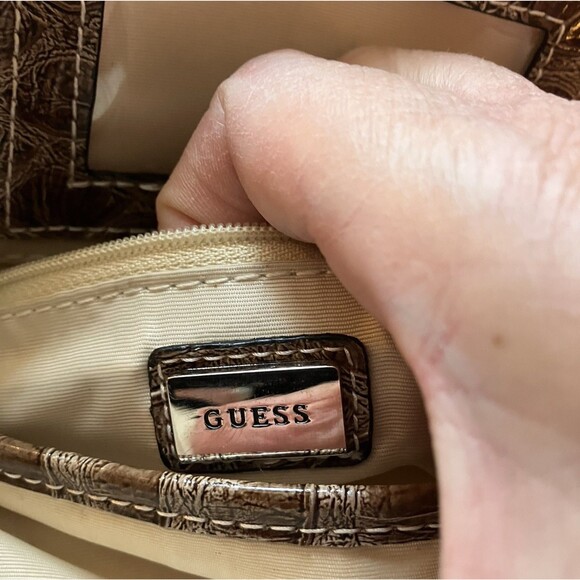 GUESS Faux Crocodile Leather Textured Wristlet Clutch Brown - Picture 10 of 10